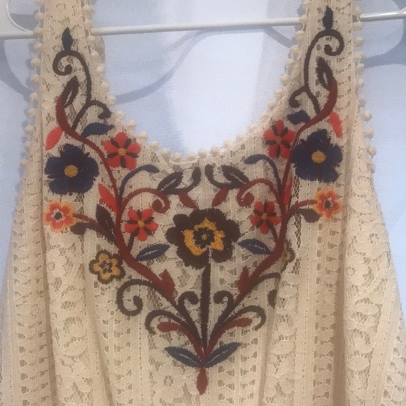 Romper - Picture 2 of 4